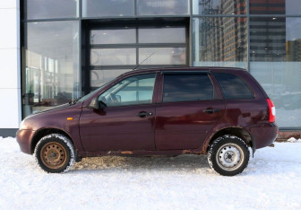 Подержанный автомобиль LADA (ВАЗ) Kalina Wagon 2011 года (2 фото)