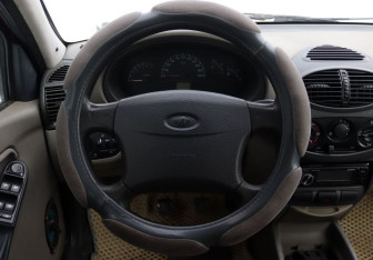 Подержанный автомобиль LADA (ВАЗ) Kalina Wagon 2009 года (15 фото)