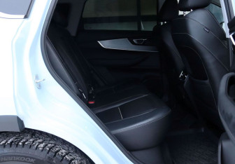 Подержанный автомобиль Chery Tiggo 7 Pro Max 2023 года (12 фото)