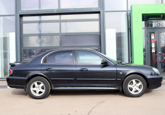 Подержанный автомобиль Hyundai Sonata 2008 года (6 фото)