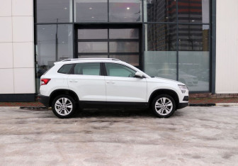 Подержанный автомобиль Skoda Karoq 2020 года (6 фото)