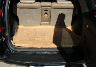 Подержанный автомобиль Toyota RAV4 2011 года (15 фото)