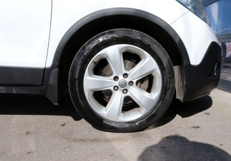 Подержанный автомобиль Opel Mokka 2014 года (9 фото)