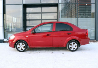 Подержанный автомобиль Chevrolet Aveo Sedan 2007 года (2 фото)