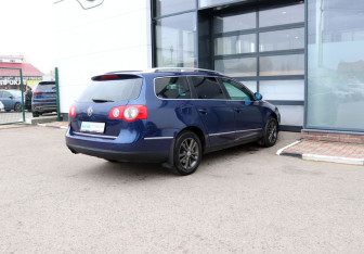 Подержанный автомобиль Volkswagen Passat Wagon 2006 года (5 фото)