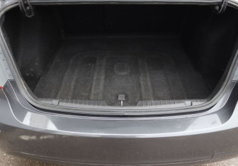 Подержанный автомобиль Chevrolet Cruze Sedan 2011 года (10 фото)