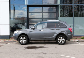 Подержанный автомобиль Lifan X60 2016 года (7 фото)