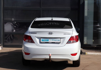 Подержанный автомобиль Hyundai Solaris Sedan 2014 года (4 фото)