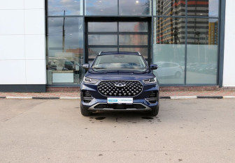 Подержанный автомобиль Chery Tiggo 8 Pro 2022 года (8 фото)