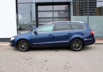 Подержанный автомобиль Volkswagen Passat Wagon 2006 года (2 фото)