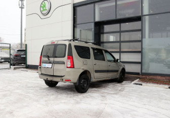 Подержанный автомобиль LADA (ВАЗ) Largus Wagon 2014 года (5 фото)