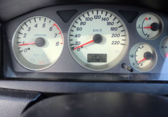 Подержанный автомобиль Mitsubishi Lancer Sedan 2005 года (17 фото)