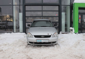 Подержанный автомобиль LADA (ВАЗ) Priora Hatchback 2008 года (8 фото)