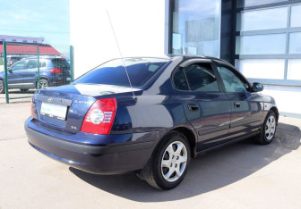 Подержанный автомобиль Hyundai Elantra Sedan 2006 года (7 фото)