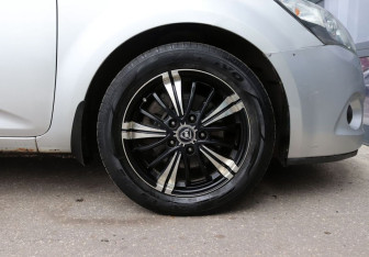 Подержанный автомобиль Kia Ceed Hatchback 2009 года (9 фото)