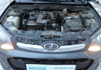 Подержанный автомобиль LADA (ВАЗ) Kalina Hatchback 2014 года (9 фото)