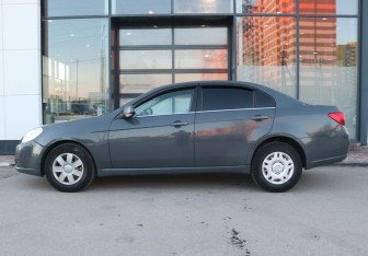 Подержанный автомобиль Chevrolet Epica 2011 года (2 фото)