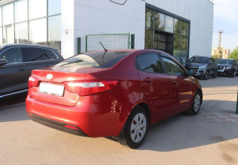 Подержанный автомобиль Kia Rio Sedan 2014 года (5 фото)