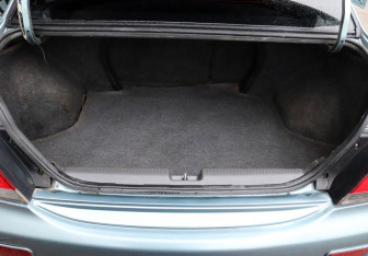 Подержанный автомобиль Mitsubishi Lancer Sedan 2006 года (13 фото)