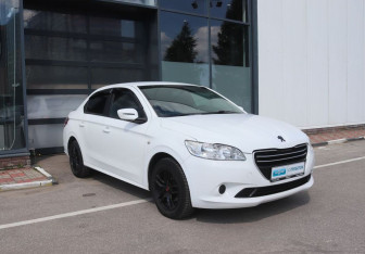 Подержанный автомобиль Peugeot 301 2013 года (7 фото)