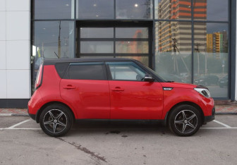 Подержанный автомобиль Kia Soul 2018 года (6 фото)