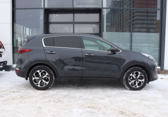 Подержанный автомобиль Kia Sportage 2020 года (6 фото)