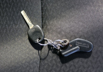 Подержанный автомобиль Kia Rio Sedan 2013 года (18 фото)