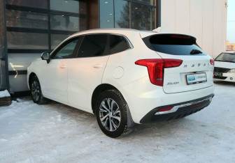 Подержанный автомобиль Haval Jolion 2023 года (3 фото)