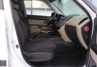 Подержанный автомобиль Kia Soul 2013 года (12 фото)
