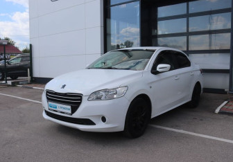 Подержанный автомобиль Peugeot 301 2013 года (1 фото)