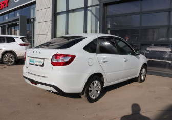 Подержанный автомобиль LADA (ВАЗ) Granta Liftback 2023 года (5 фото)