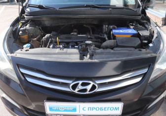 Подержанный автомобиль Hyundai Solaris Sedan 2016 года (10 фото)