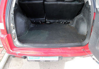 Подержанный автомобиль Honda CR-V 2003 года (13 фото)