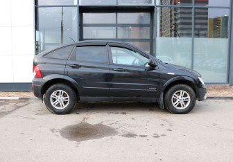 Подержанный автомобиль SsangYong Actyon 2007 года (6 фото)