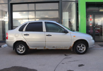 Подержанный автомобиль LADA (ВАЗ) Kalina Sedan 2008 года (6 фото)