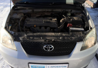 Подержанный автомобиль Toyota Corolla Hatchback 2003 года (10 фото)