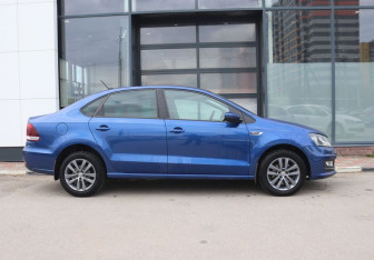 Подержанный автомобиль Volkswagen Polo Sedan 2019 года (6 фото)