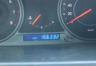 Подержанный автомобиль Chevrolet Epica 2011 года (16 фото)