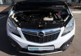 Подержанный автомобиль Opel Mokka 2014 года (10 фото)