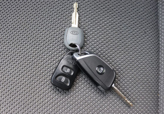 Подержанный автомобиль Kia Sportage 2010 года (17 фото)