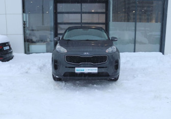 Подержанный автомобиль Kia Sportage 2016 года (8 фото)