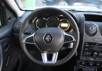 Подержанный автомобиль Renault Duster 2020 года (15 фото)
