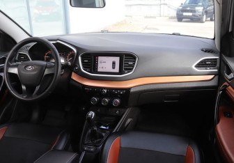 Подержанный автомобиль LADA (ВАЗ) Vesta Sedan 2024 года (13 фото)