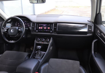 Подержанный автомобиль Skoda Kodiaq 2021 года (13 фото)