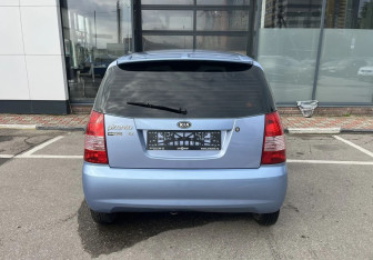 Подержанный автомобиль Kia Picanto 2007 года (4 фото)