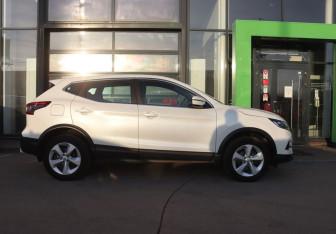Подержанный автомобиль Nissan Qashqai 2019 года (6 фото)