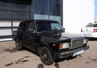 Подержанный автомобиль LADA (ВАЗ) 2107 2010 года (2 фото)