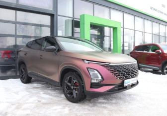 Подержанный автомобиль Omoda C5 2024 года (7 фото)