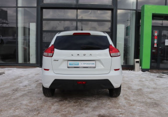 Подержанный автомобиль LADA (ВАЗ) XRAY 2019 года (4 фото)