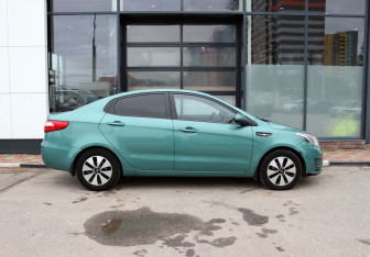 Подержанный автомобиль Kia Rio Sedan 2011 года (6 фото)